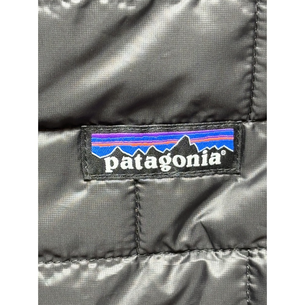 Patagonia Nano Puff Vest Womens Small Black Full Zip Mock Neck NWOT Hiking Camp - Picture 3 of 6